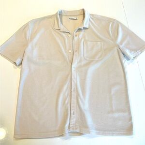 Abercrombie kids White Short Sleeve Shirt size 17/18